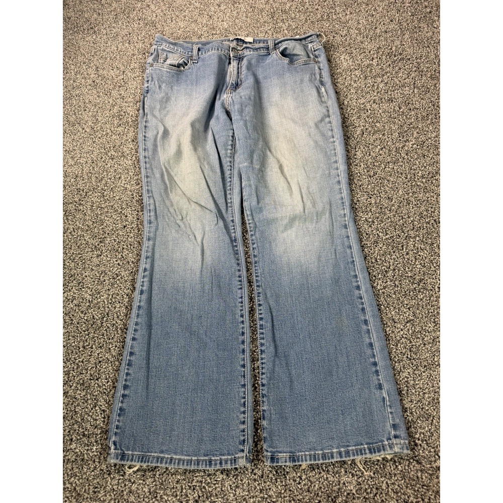 Vintage Y2K Levi's 515 Bootcut Jeans Women's Size 16 Blue Baggy